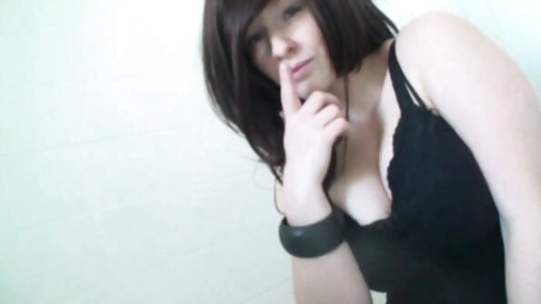 Tiffany Tatum ņem mīļāko penis dziļi savā cuntthole