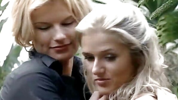 Hot Mommy On Other's Dickie